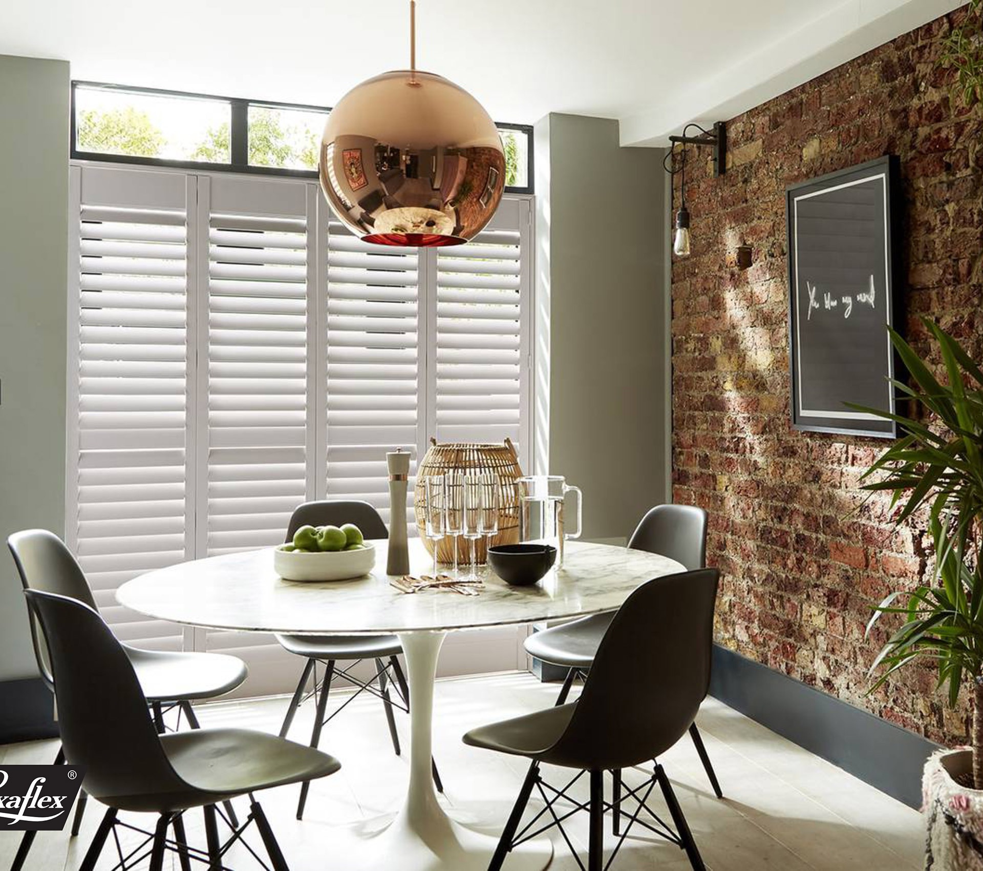 Shutters-Luxaflex-Shutters-table